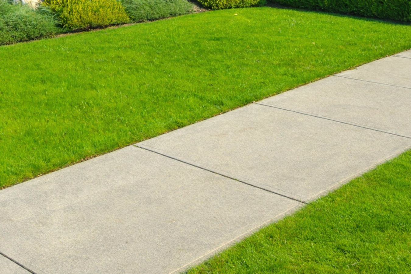 Concrete sidewalk building in Cupertino, CA